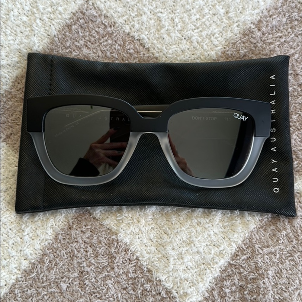 Quay Don’t stop mirrored sunglasses.